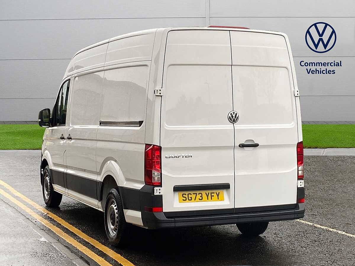 Volkswagen Crafter Cr35 Mwb Diesel Fwd 2.0 TDI 140Ps Startline High Roof Van