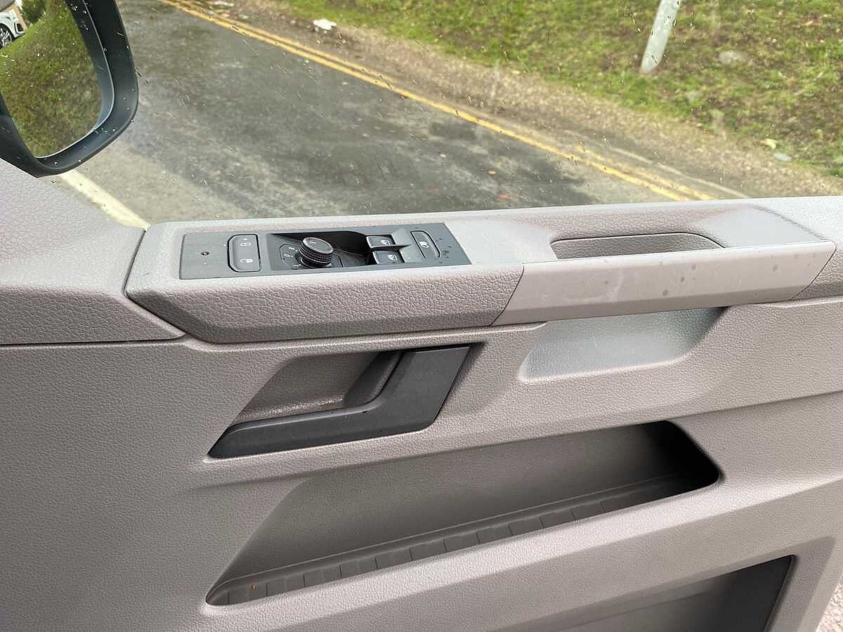 Volkswagen Transporter T30 Lwb Diesel 2.0 TDI 150 Highline Van DSG