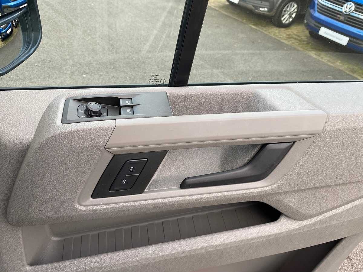 Volkswagen Crafter Cr35 Lwb Diesel Fwd 2.0 TDI 140Ps Trendline High Roof Van