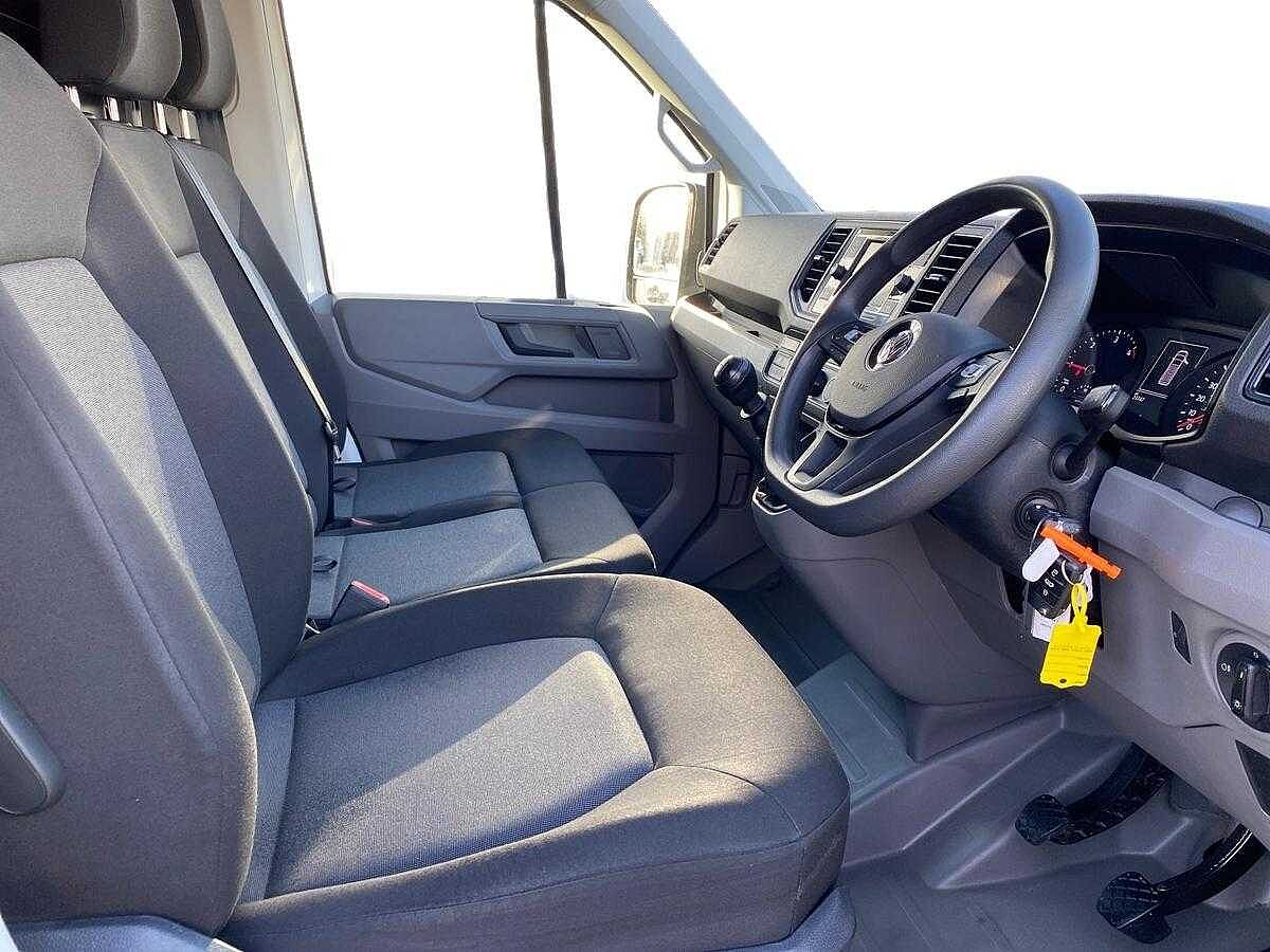Volkswagen Crafter Cr35 Mwb Diesel Fwd 2.0 TDI 140Ps Trendline High Roof Van