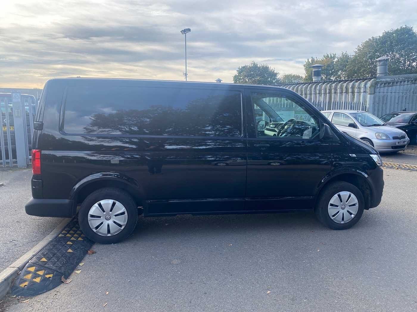 Volkswagen Transporter 2.0TDI 110ps T28 Startline BMT SWB PV
