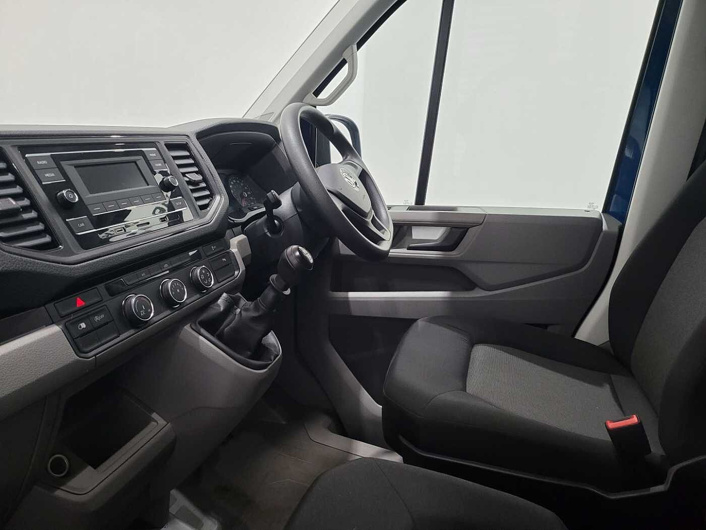 Volkswagen Crafter 2.0TDI 140PS Eu6dT-E CR35 MWB Startline
