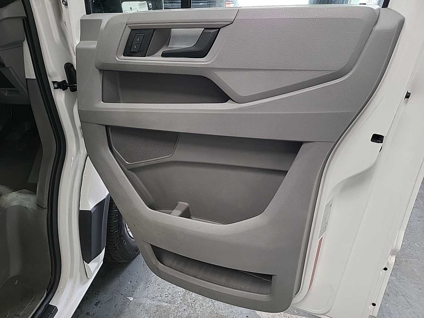 Volkswagen Crafter Cr35 Lwb Diesel Fwd 2.0 TDI 140PS Startline ETG Dropside D/Cab