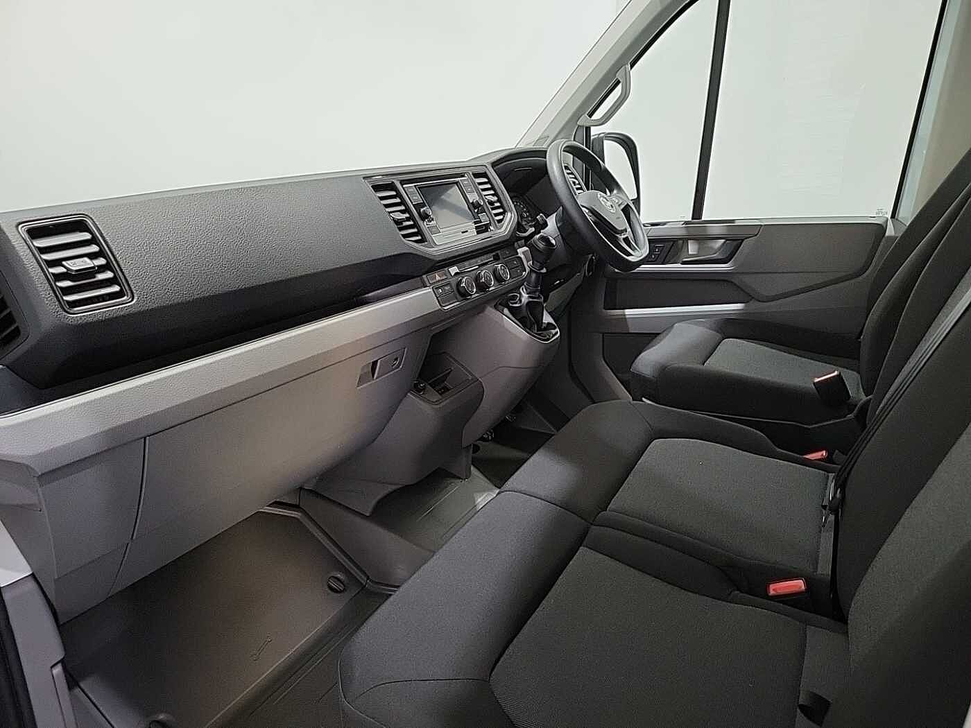 Volkswagen Crafter 2.0TDI 140PS Eu6dT-E CR35 LWB Trendline