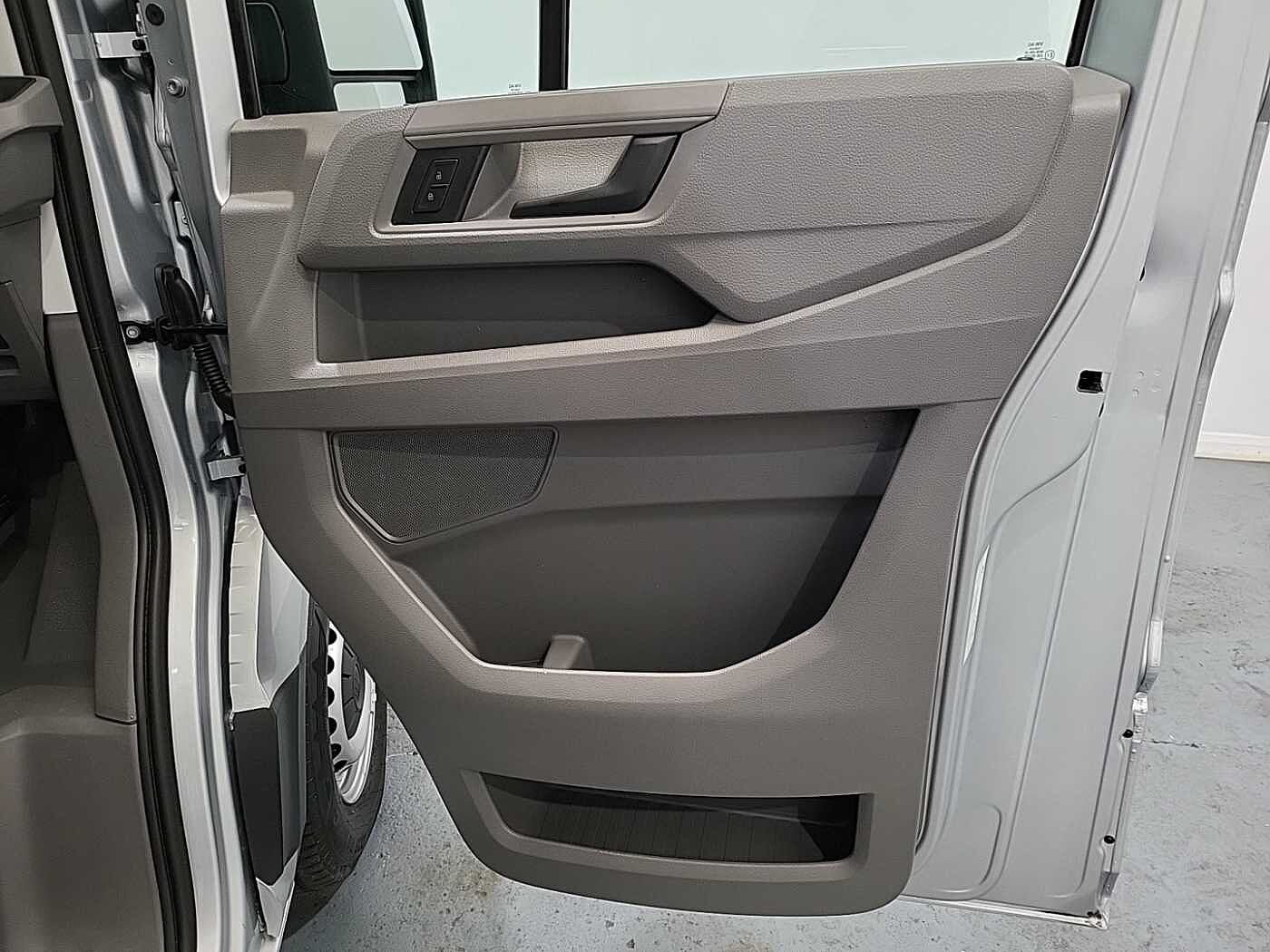 Volkswagen Crafter 2.0TDI 140PS Eu6dT-E CR35 LWB Trendline