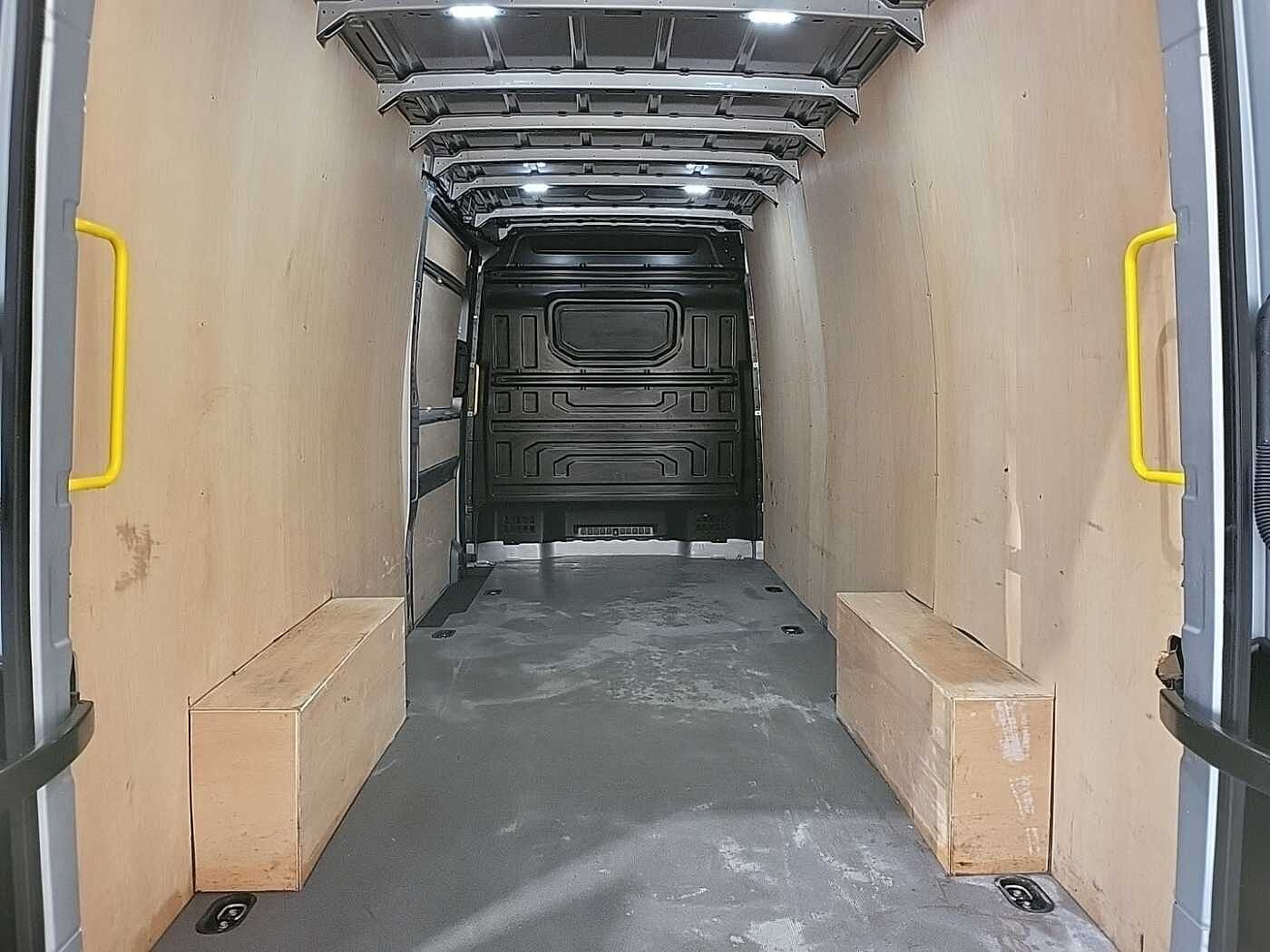 Volkswagen Crafter 2.0TDI 140PS Eu6dT-E CR35 LWB Trendline
