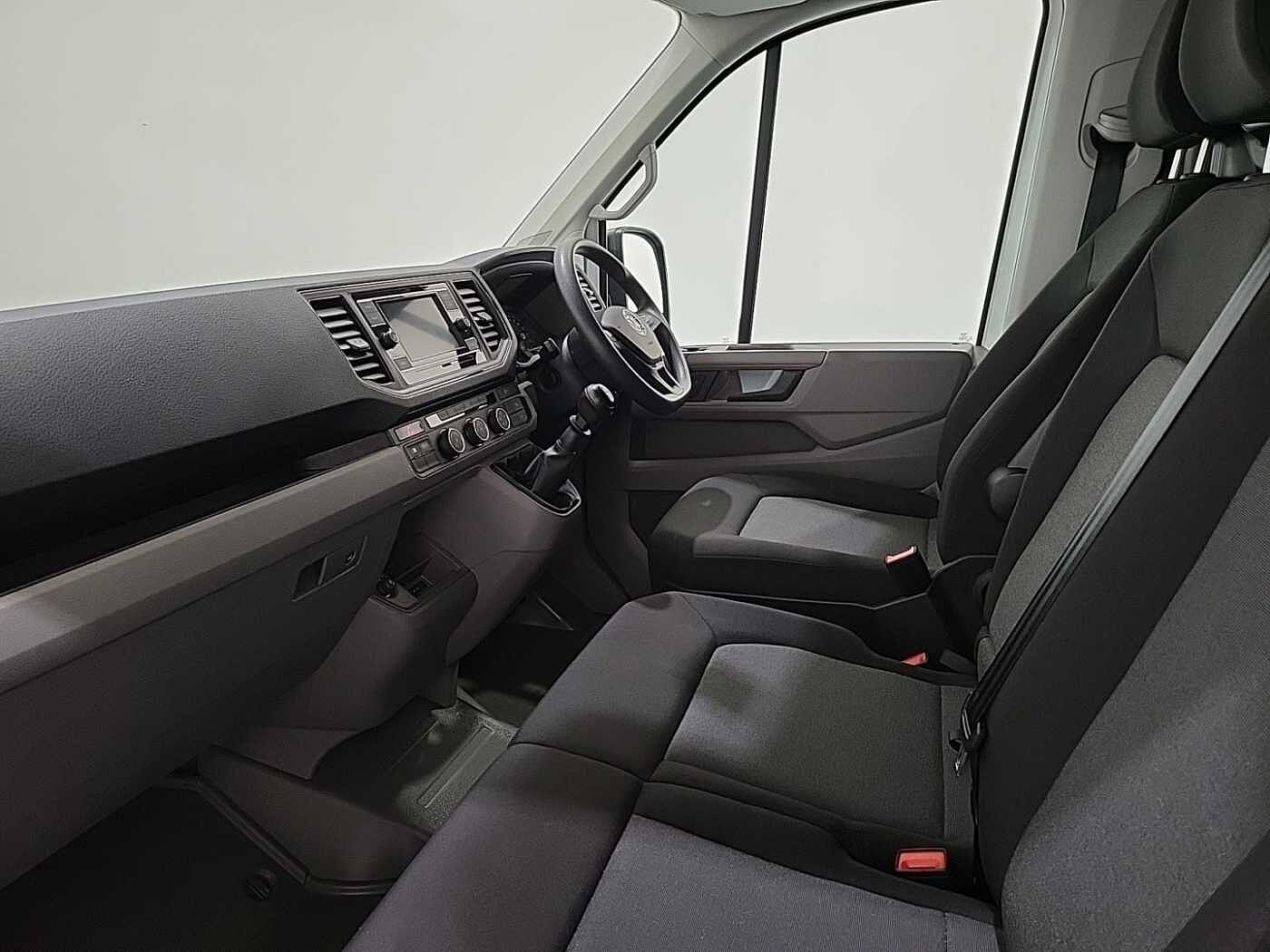 Volkswagen Crafter 2.0TDI 140PS Eu6dT-E CR35 LWB Trendline