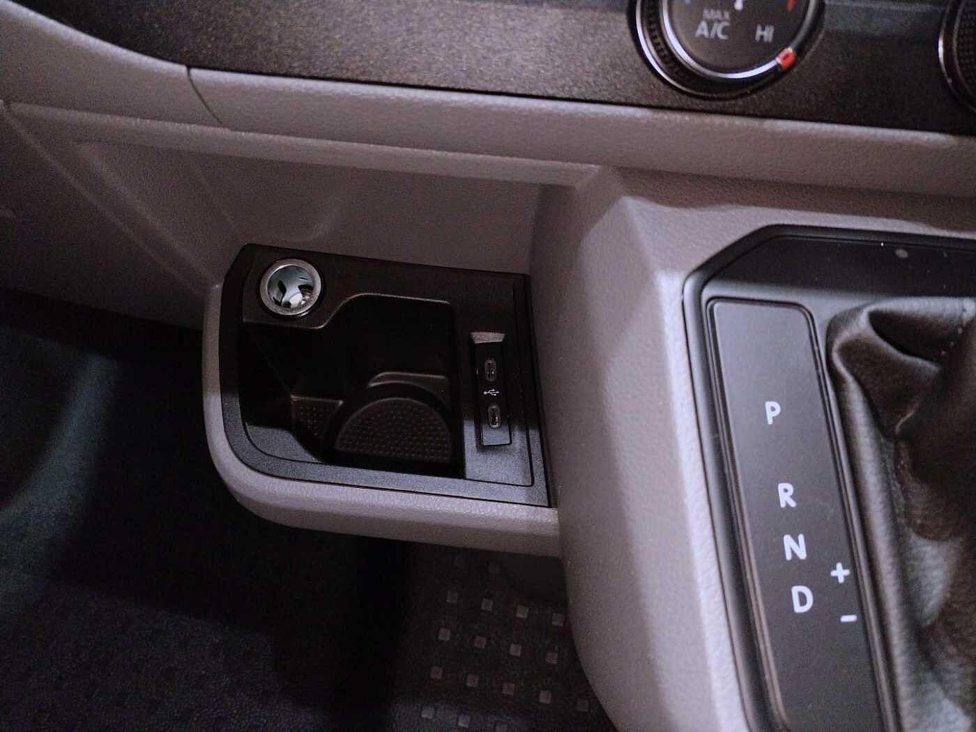 Volkswagen Transporter Eu6 T30 Highline SWB PV 2.0TDI (150PS)