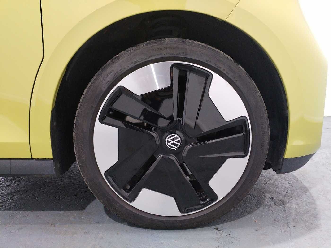 Volkswagen ID.Buzz ID. Buzz First Edition SWB 77kWh Pro 204PS Auto