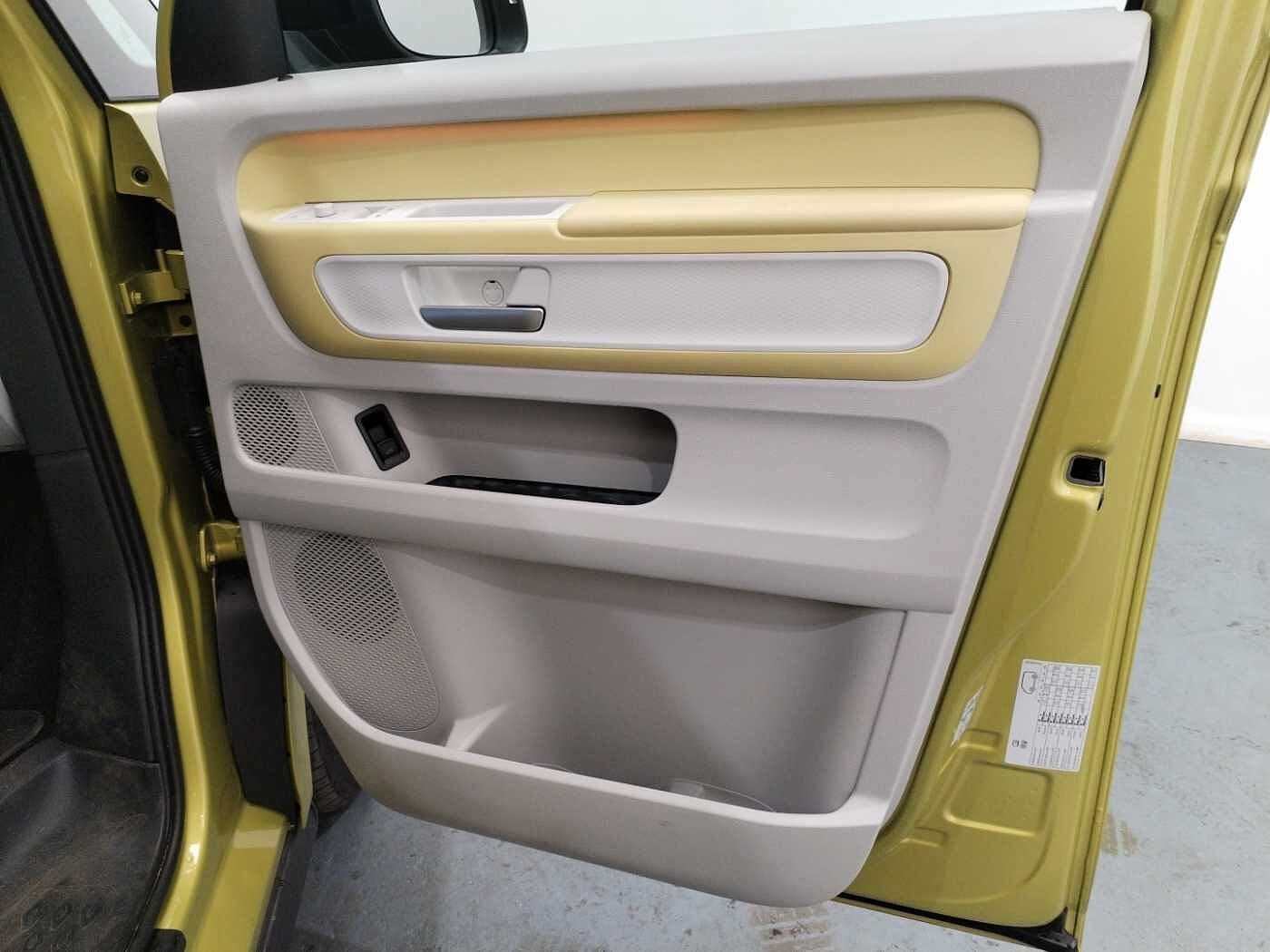 Volkswagen ID.Buzz ID. Buzz First Edition SWB 77kWh Pro 204PS Auto