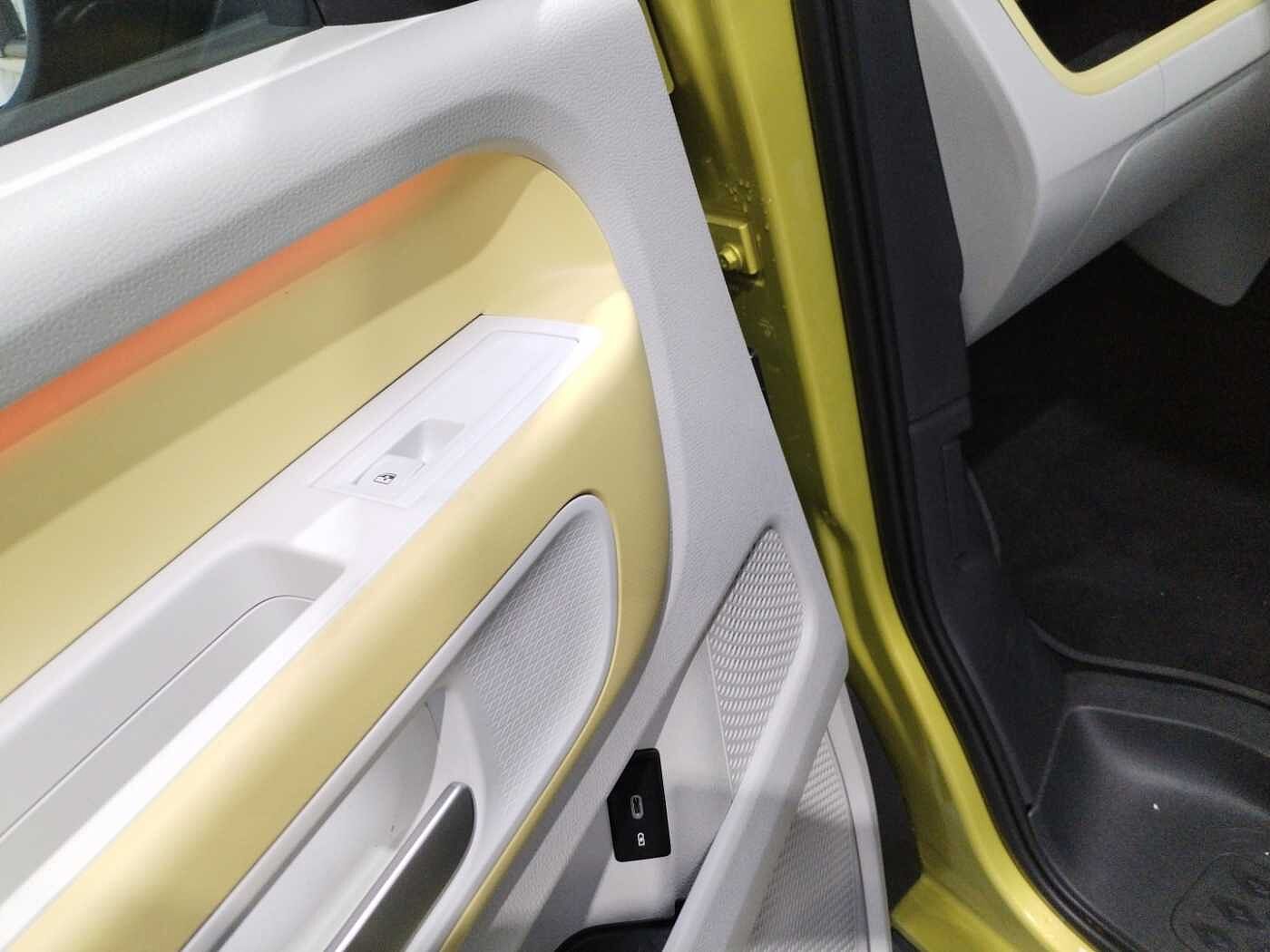 Volkswagen ID.Buzz ID. Buzz First Edition SWB 77kWh Pro 204PS Auto
