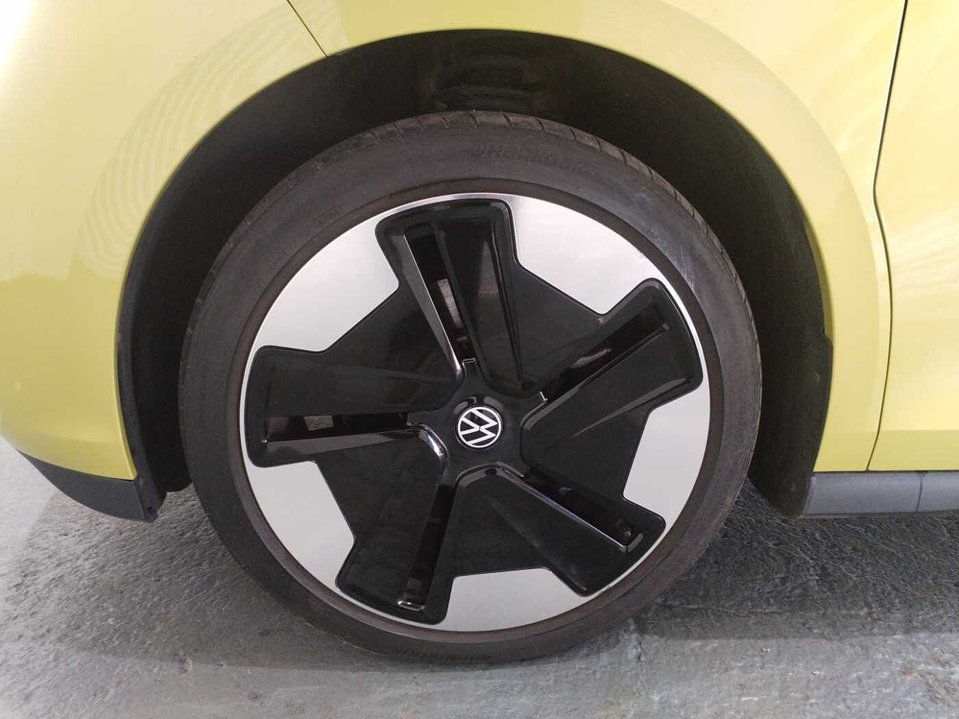 Volkswagen ID.Buzz ID. Buzz First Edition SWB 77kWh Pro 204PS Auto