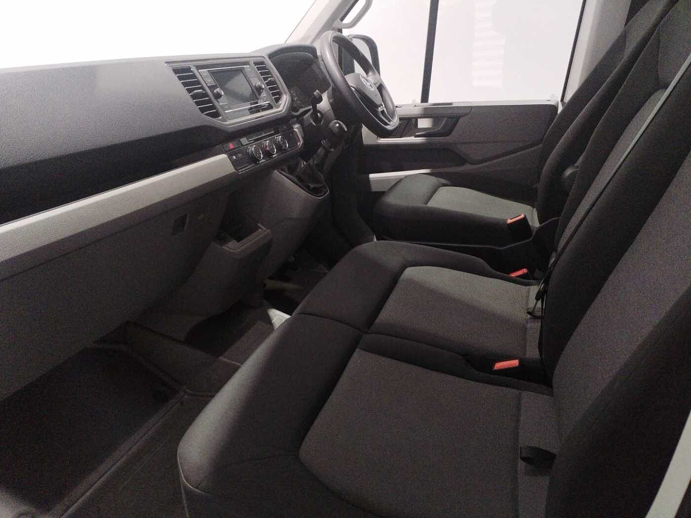 Volkswagen Crafter 2.0TDI (140PS)(Eu6dT-E) CR35 MWB Trendline