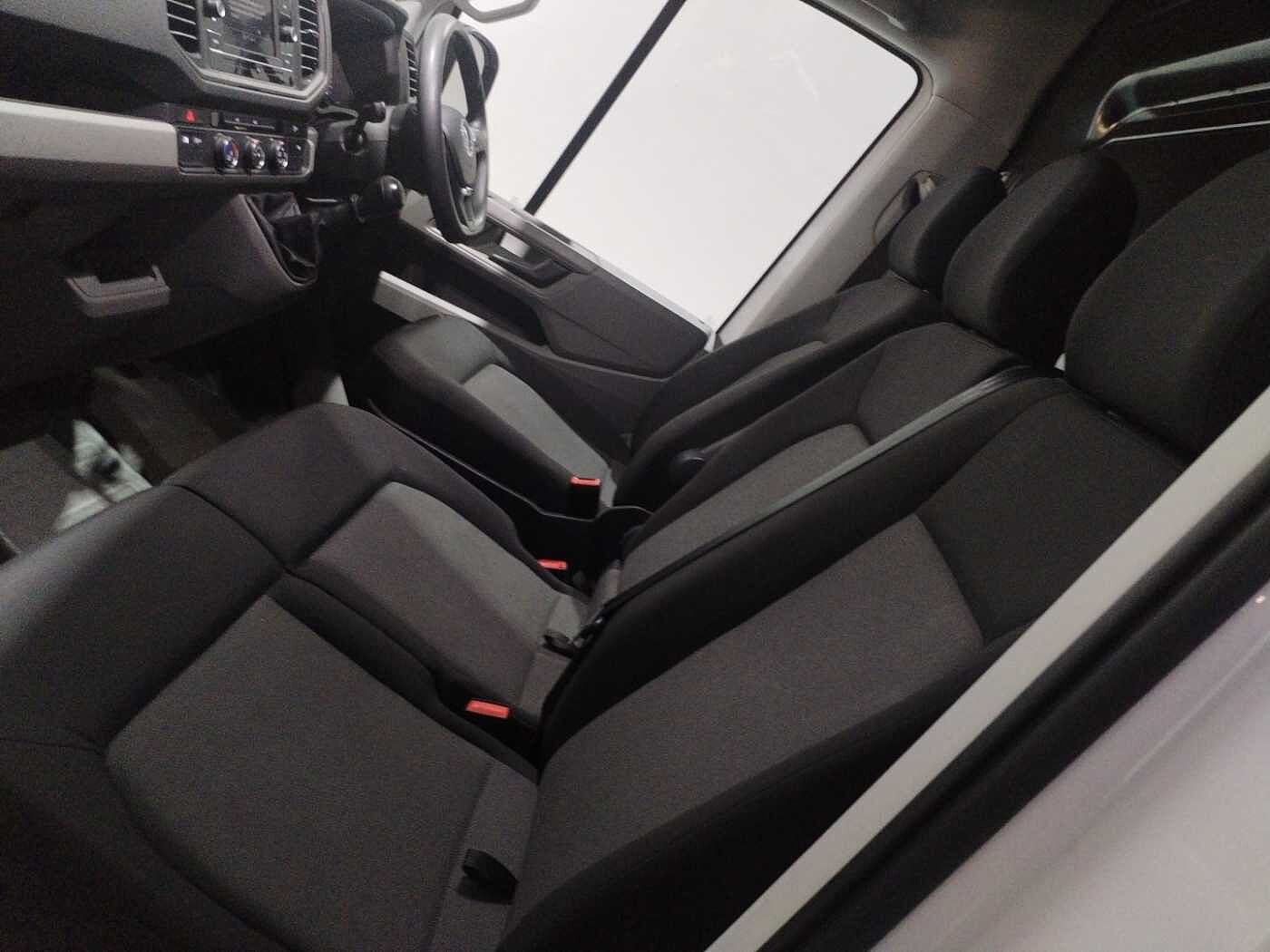 Volkswagen Crafter 2.0TDI (140PS)(Eu6dT-E) CR35 MWB Trendline