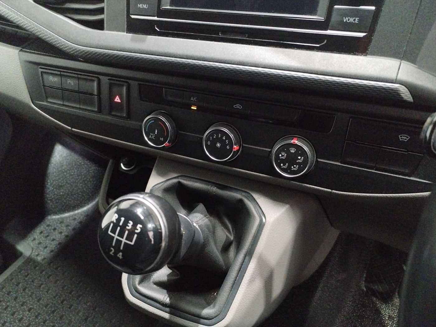 Volkswagen Transporter 2.0TDI 110ps T28 Highline BMT SWB PV