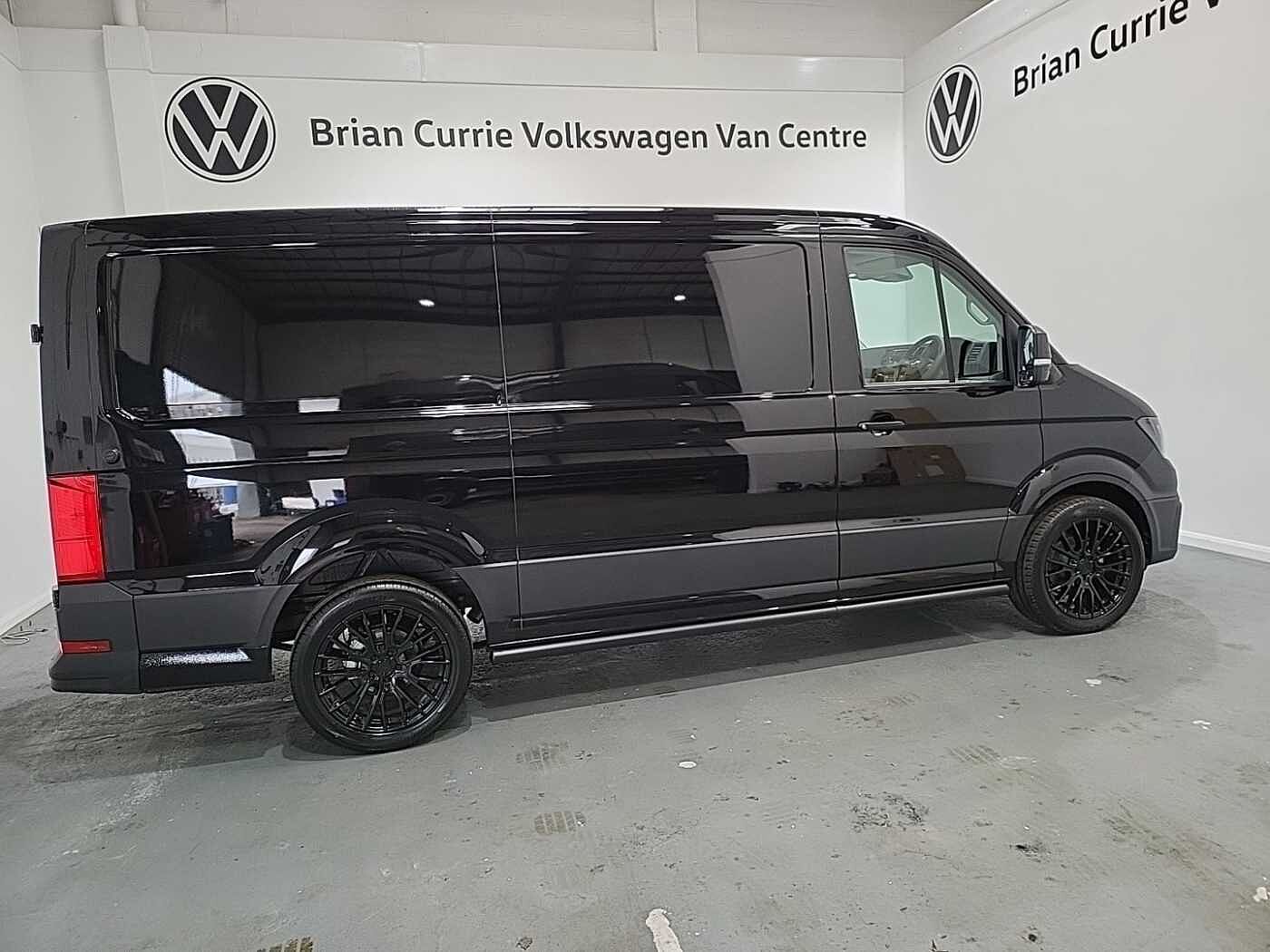 Volkswagen Crafter 2.0TDI 177PS Eu6dT-E CR35 LWB Trendline Low Roof