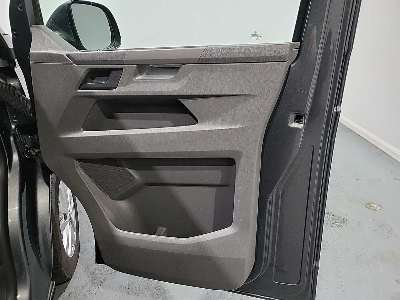 Volkswagen Transporter 2.0TDI 110ps T28 Highline BMT SWB PV