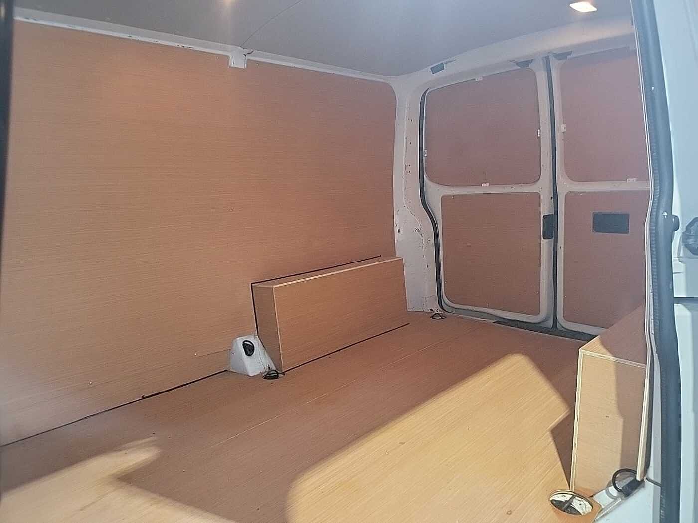 Volkswagen Transporter PV 2.0 TDI 84PS T28 Startline BMT SWB