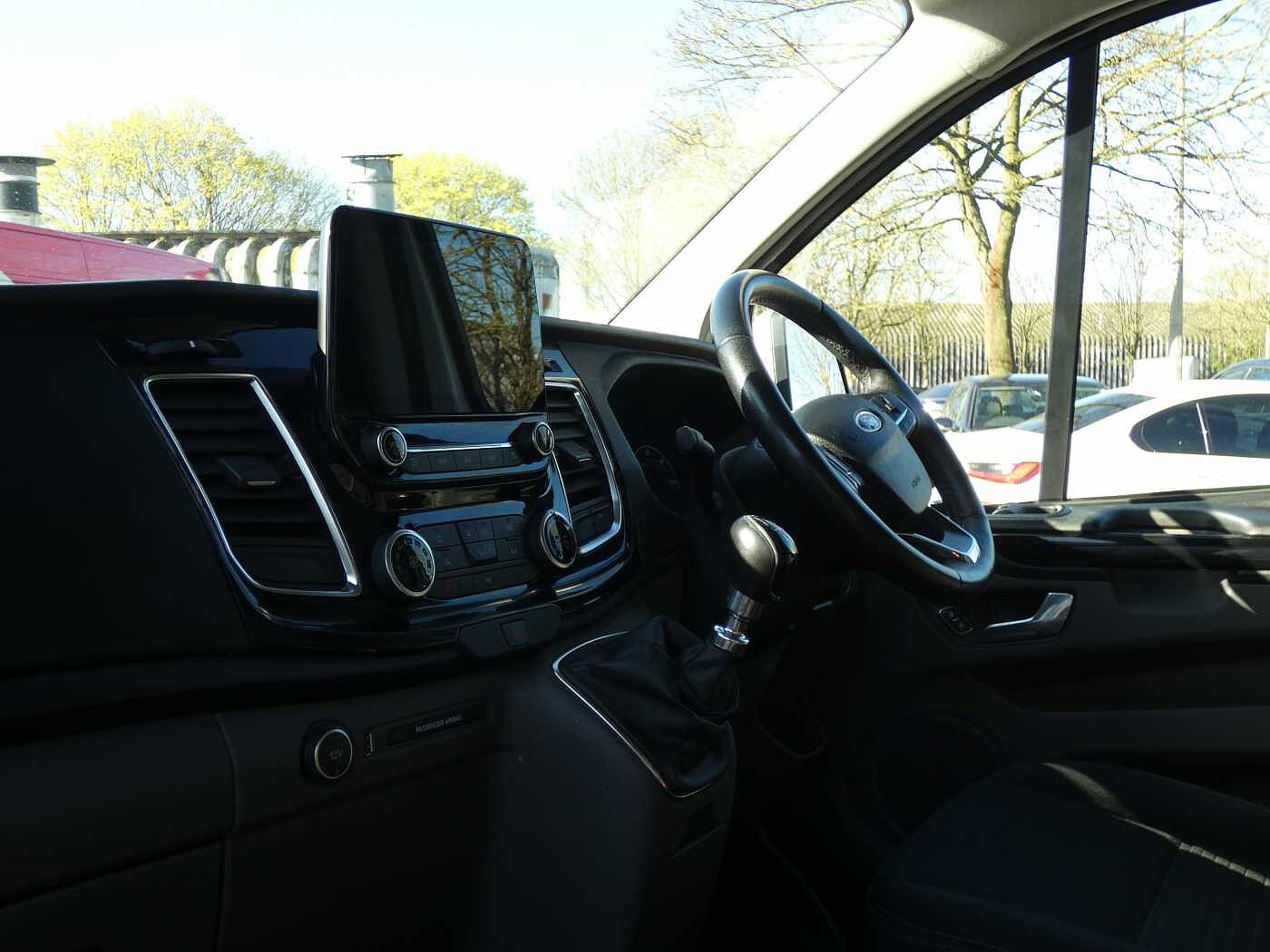 Ford Transit Custom 2.0TDCi 130PS 280 L1H1 Limited PV