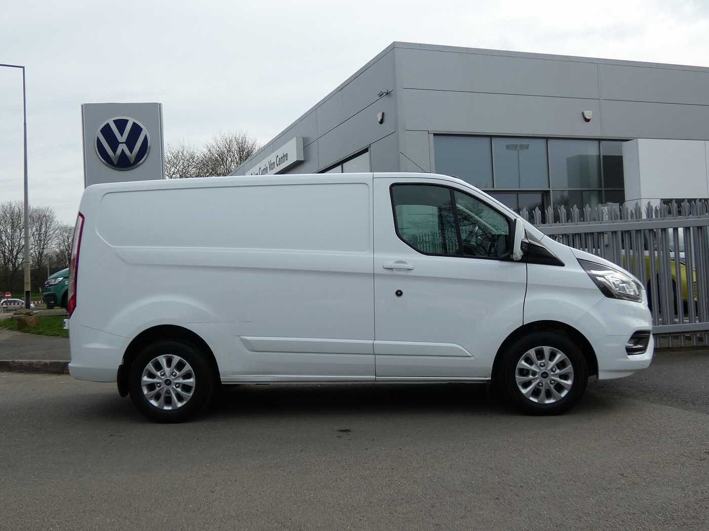 Ford Transit Custom 2.0TDCi 130PS 280 L1H1 Limited PV