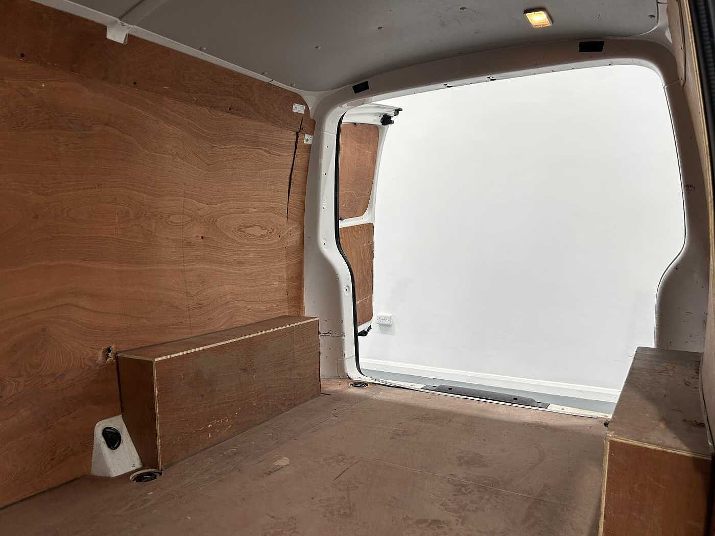 Volkswagen Transporter PV 2.0 TDI 84PS T26 Startline BMT SWB