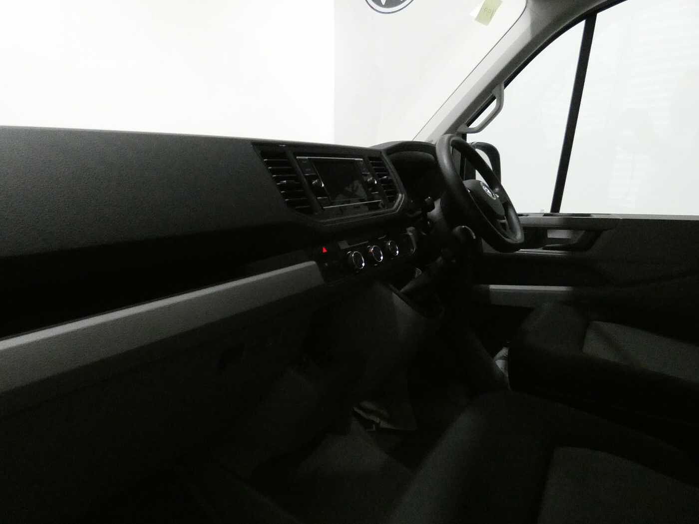 Volkswagen Crafter 2.0TDI 140PS Eu6dT-E CR35 LWB Trendline