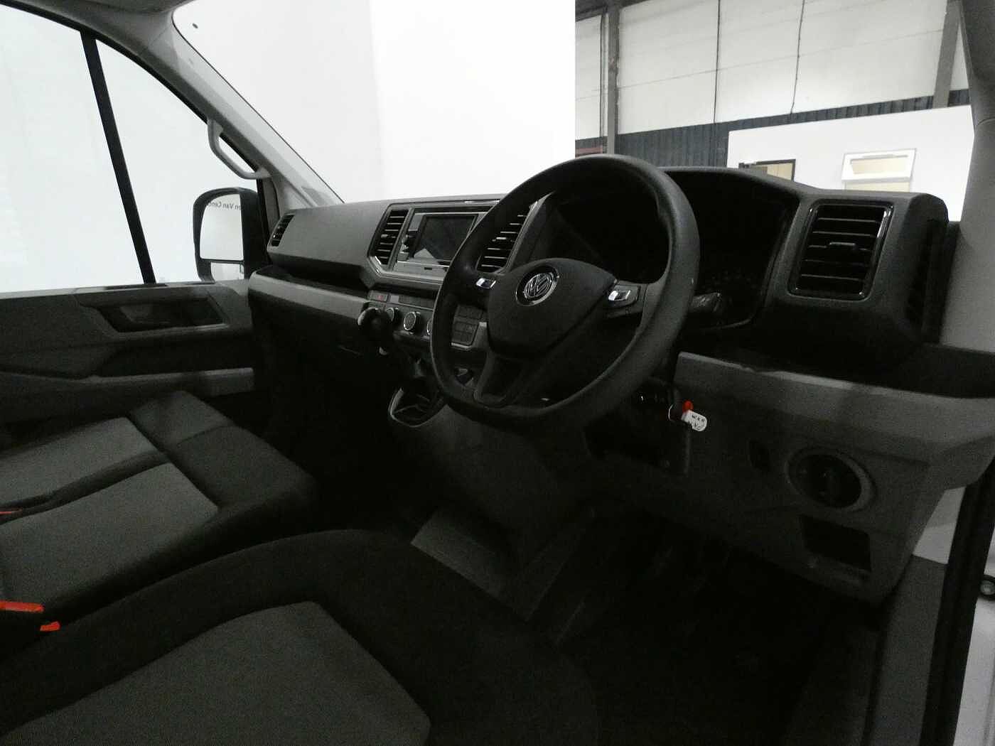 Volkswagen Crafter 2.0TDI 140PS Eu6dT-E CR35 LWB Trendline