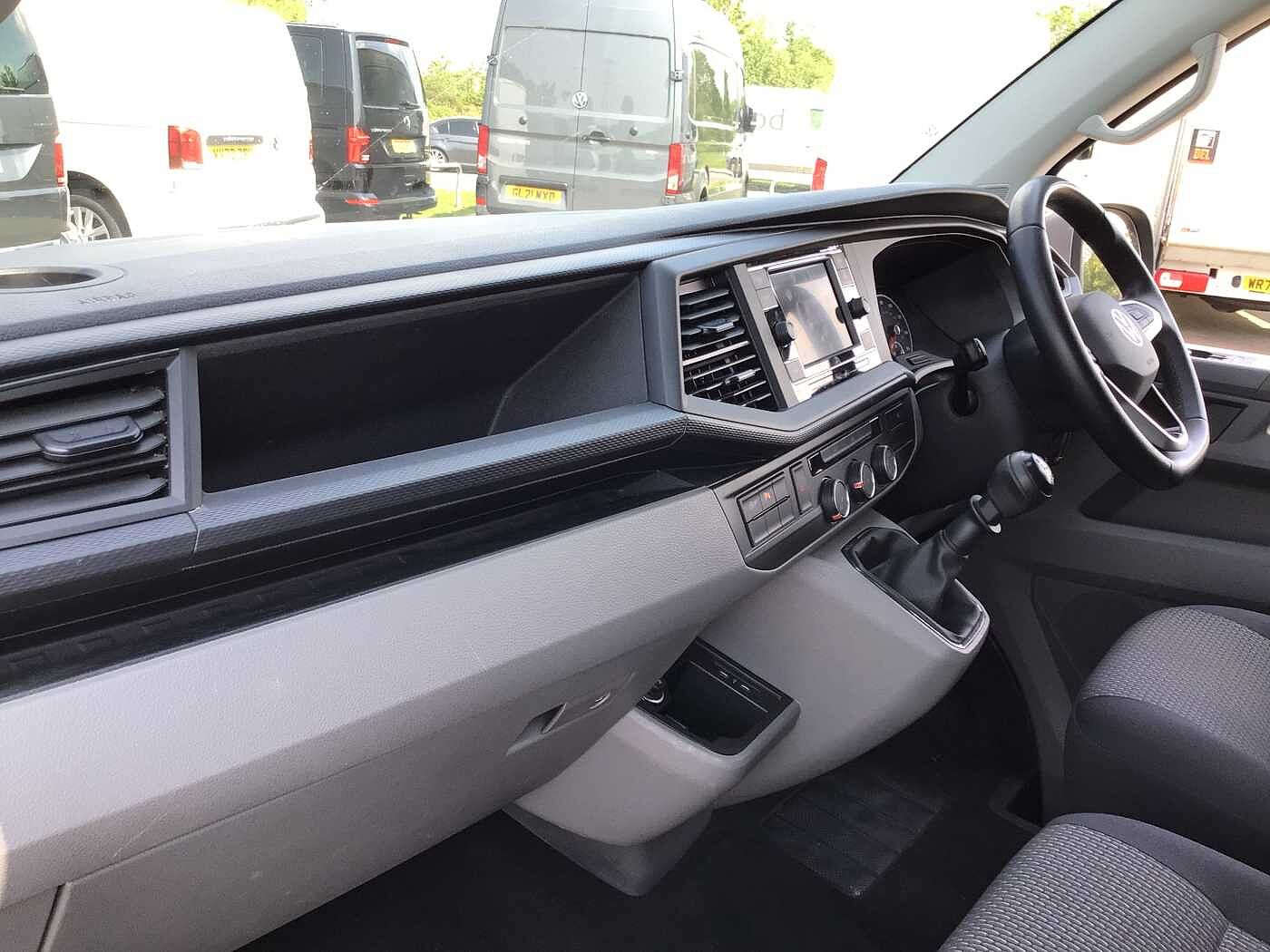 Volkswagen Transporter T28 Panel van Highline SWB 150 PS 2.0 TDI 6sp Manual