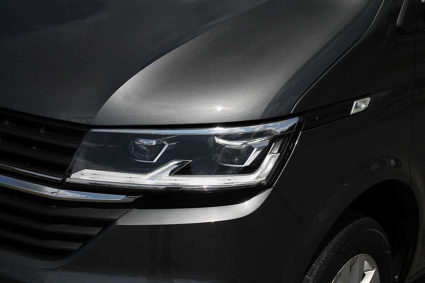 Volkswagen Transporter T28 Panel van Highline SWB 150 PS 2.0 TDI 6sp Manual