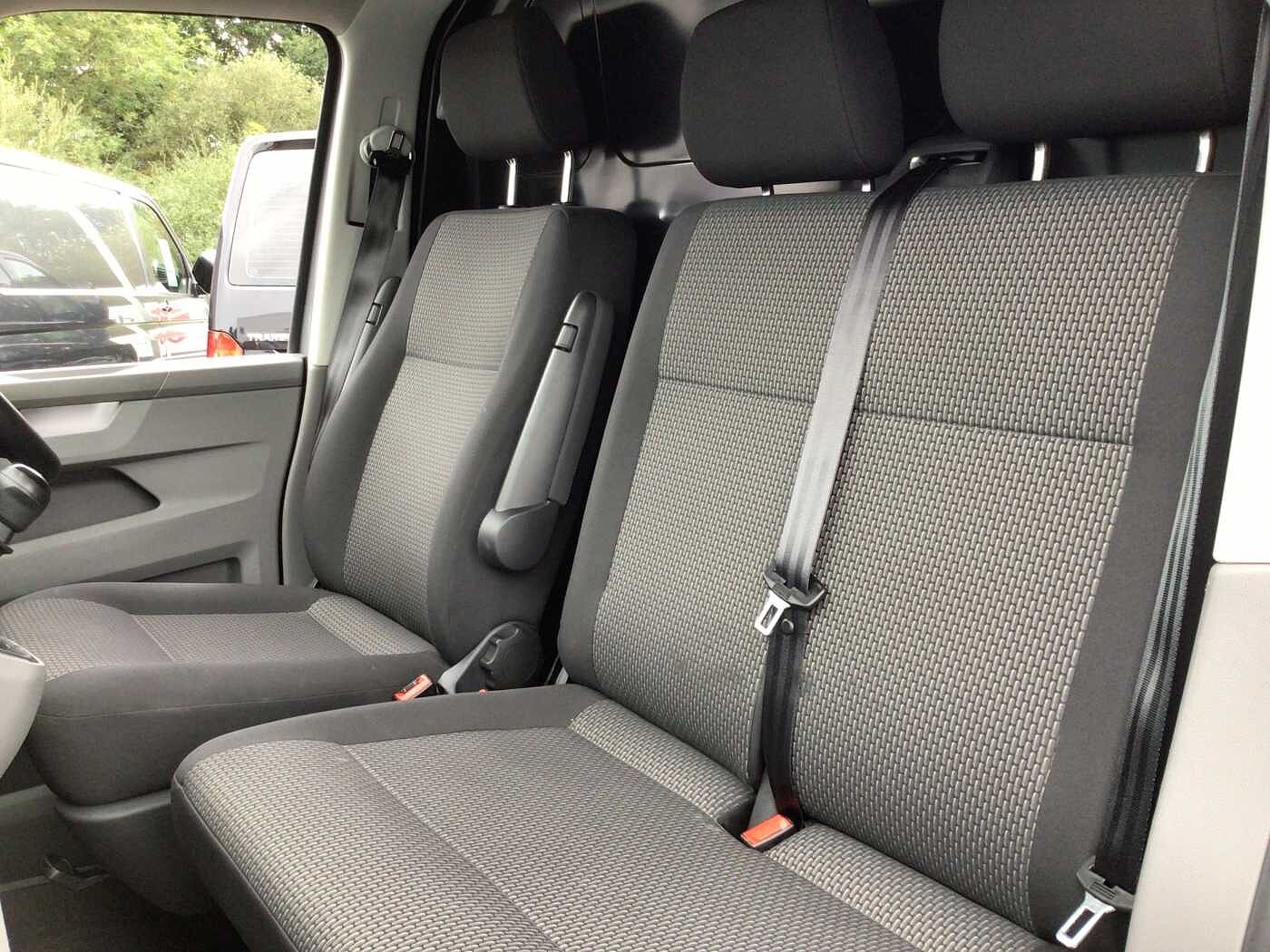 Volkswagen Transporter T28 Panel van Highline SWB 150 PS 2.0 TDI 6sp Manual