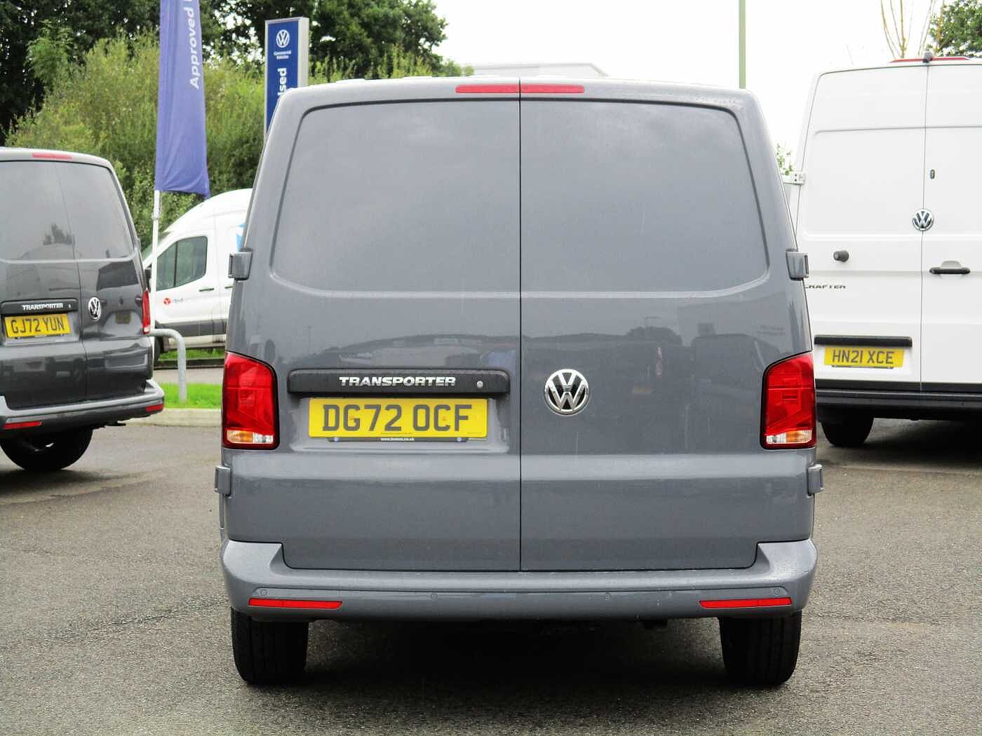 Volkswagen Transporter T28 Panel van Highline SWB 150 PS 2.0 TDI 6sp Manual