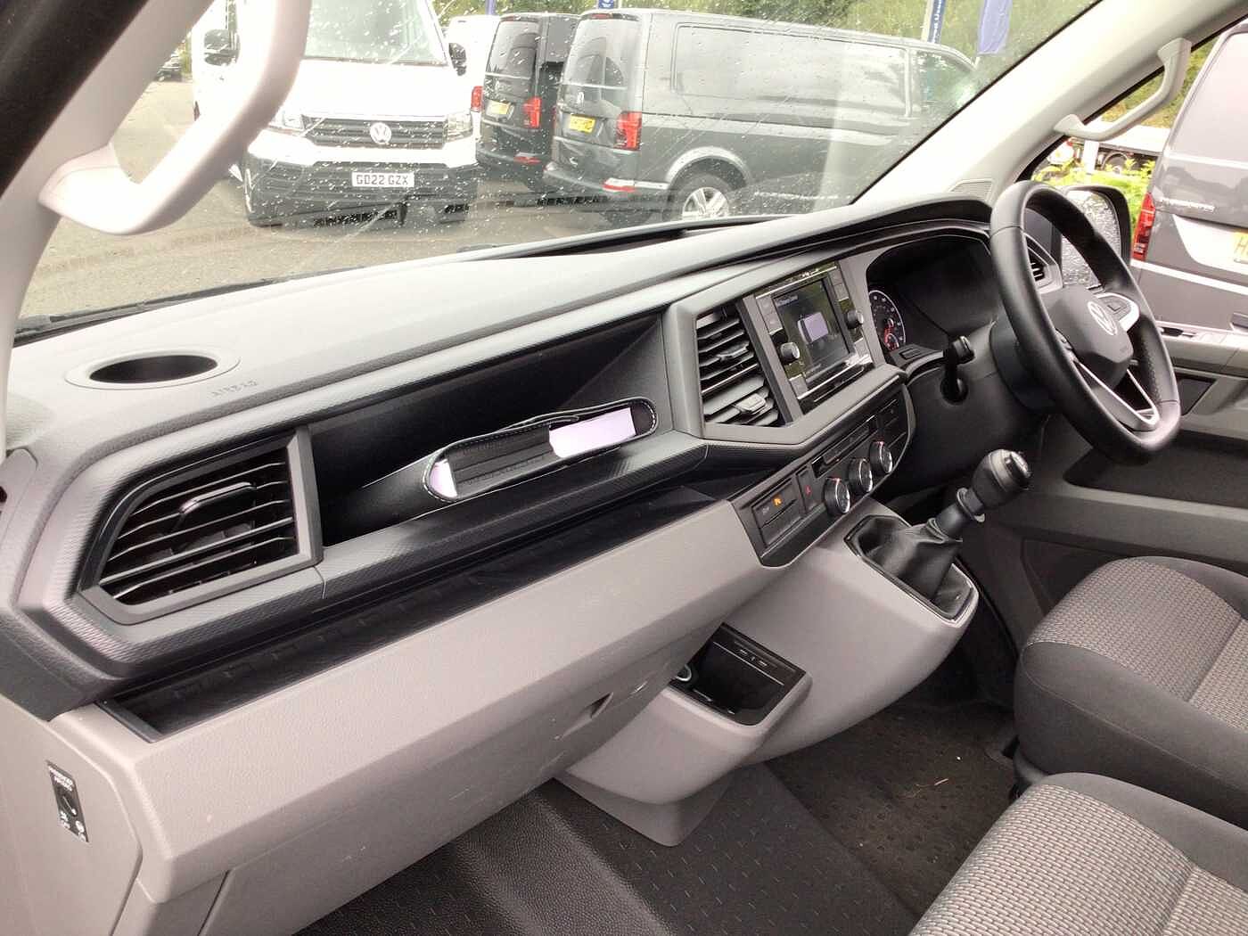 Volkswagen Transporter T28 Panel van Highline SWB 150 PS 2.0 TDI 6sp Manual