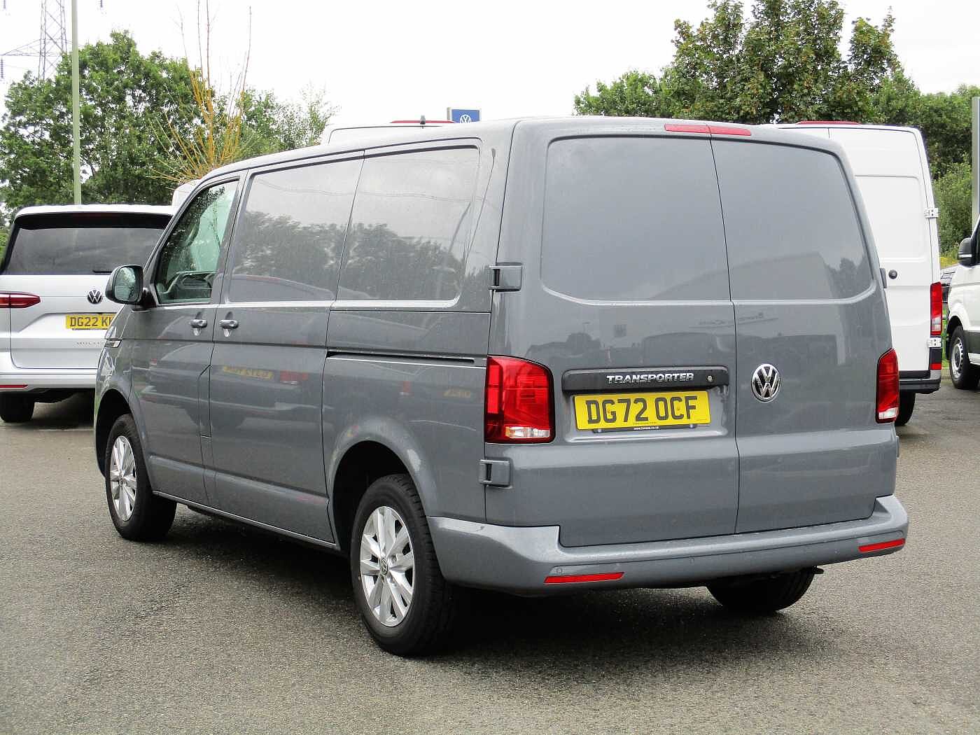Volkswagen Transporter T28 Panel van Highline SWB 150 PS 2.0 TDI 6sp Manual