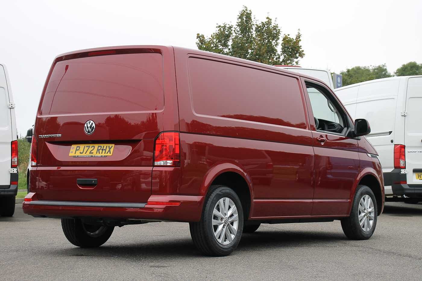 Volkswagen Transporter 2.0TDI 150ps T28 Highline BMT SWB PV D