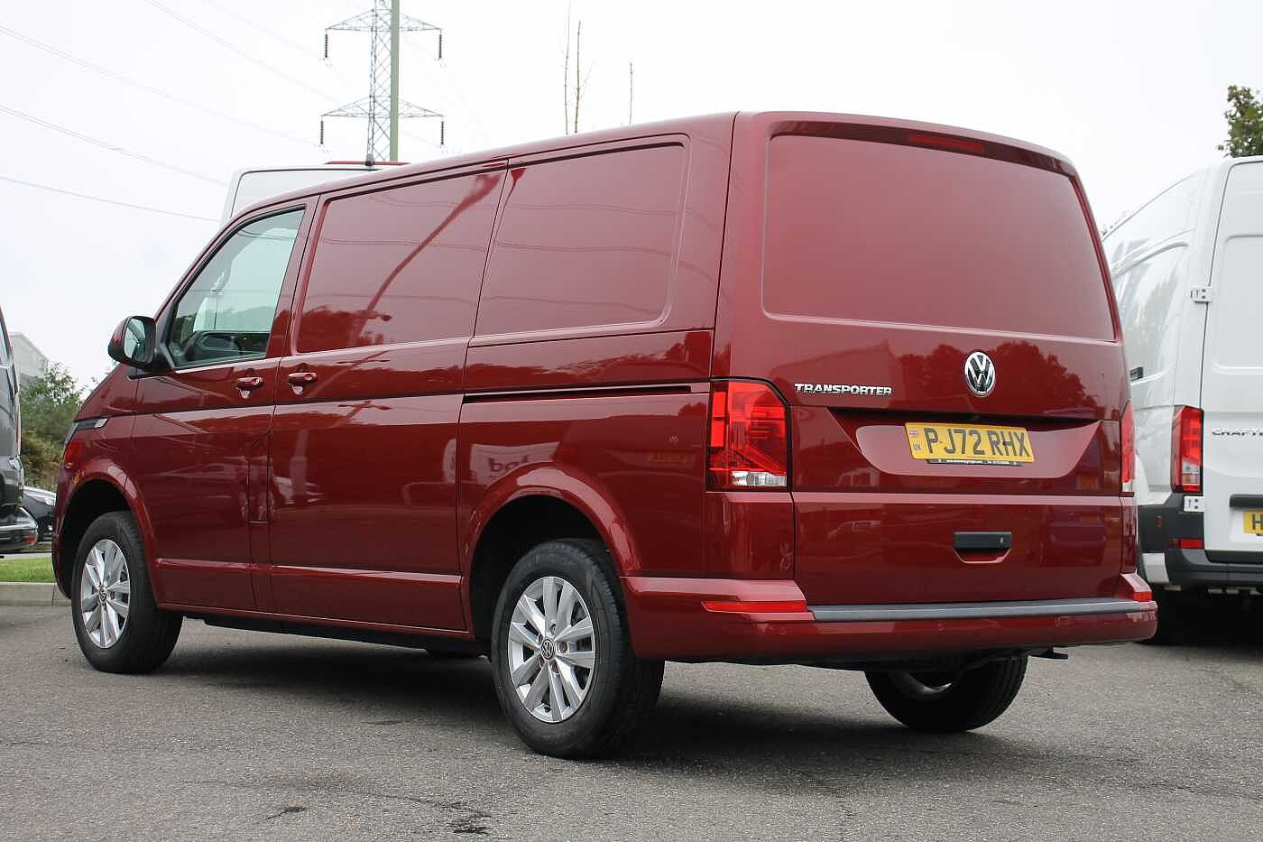 Volkswagen Transporter 2.0TDI 150ps T28 Highline BMT SWB PV D