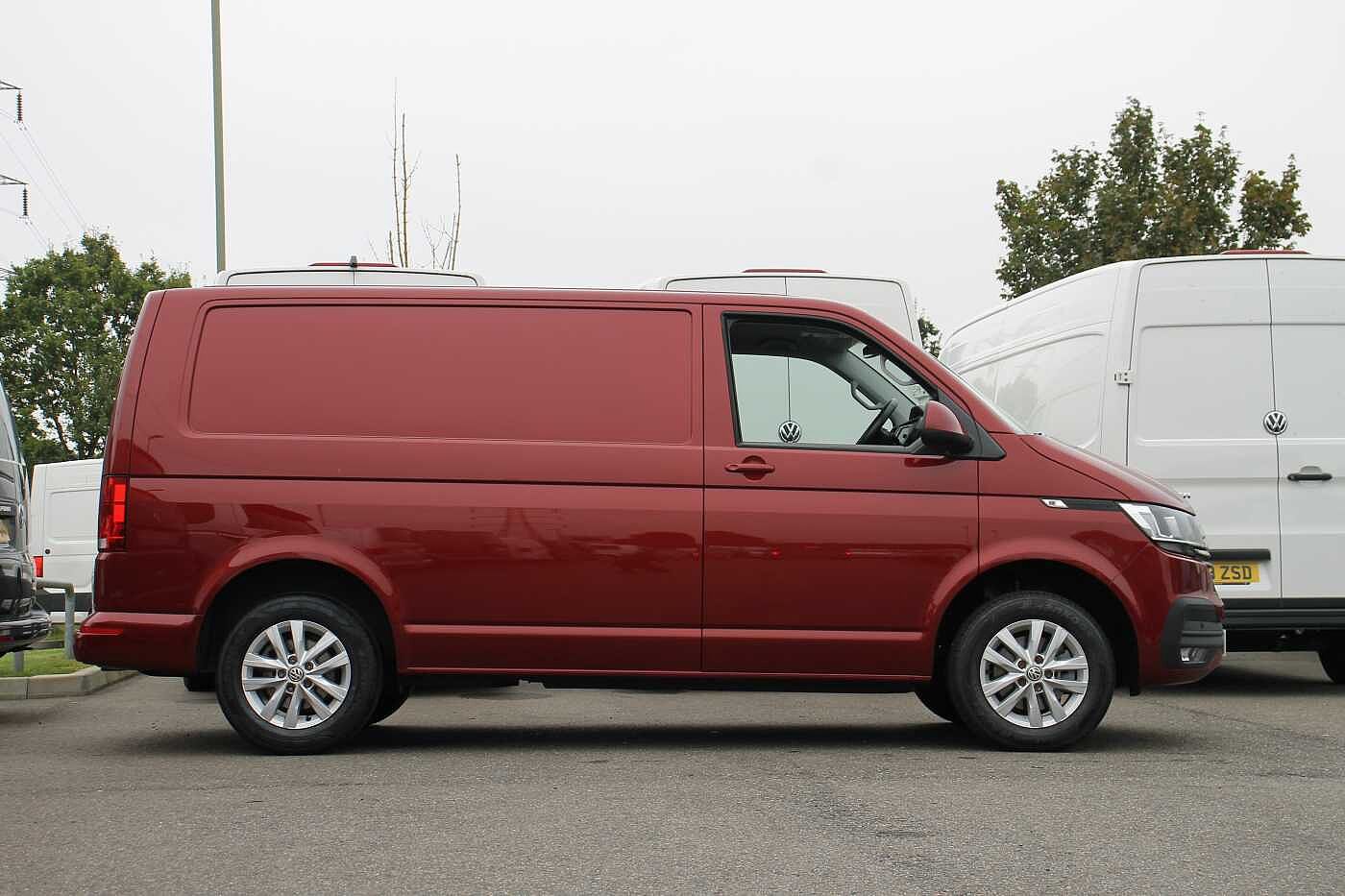 Volkswagen Transporter 2.0TDI 150ps T28 Highline BMT SWB PV D