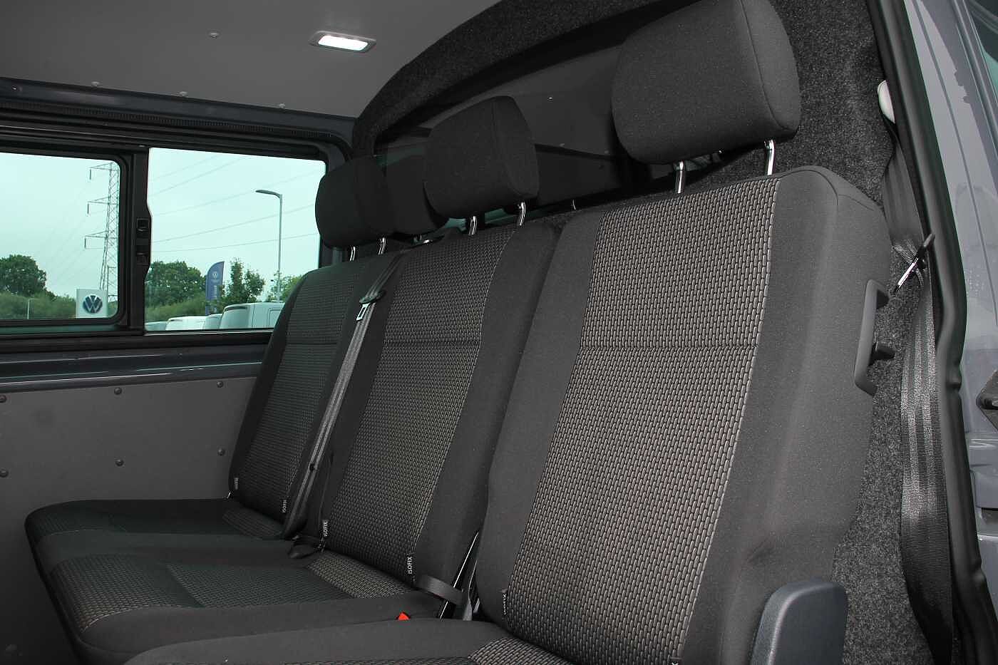 Volkswagen Transporter Kombi 2.0TDI 150 T32 Highline BMT SWB