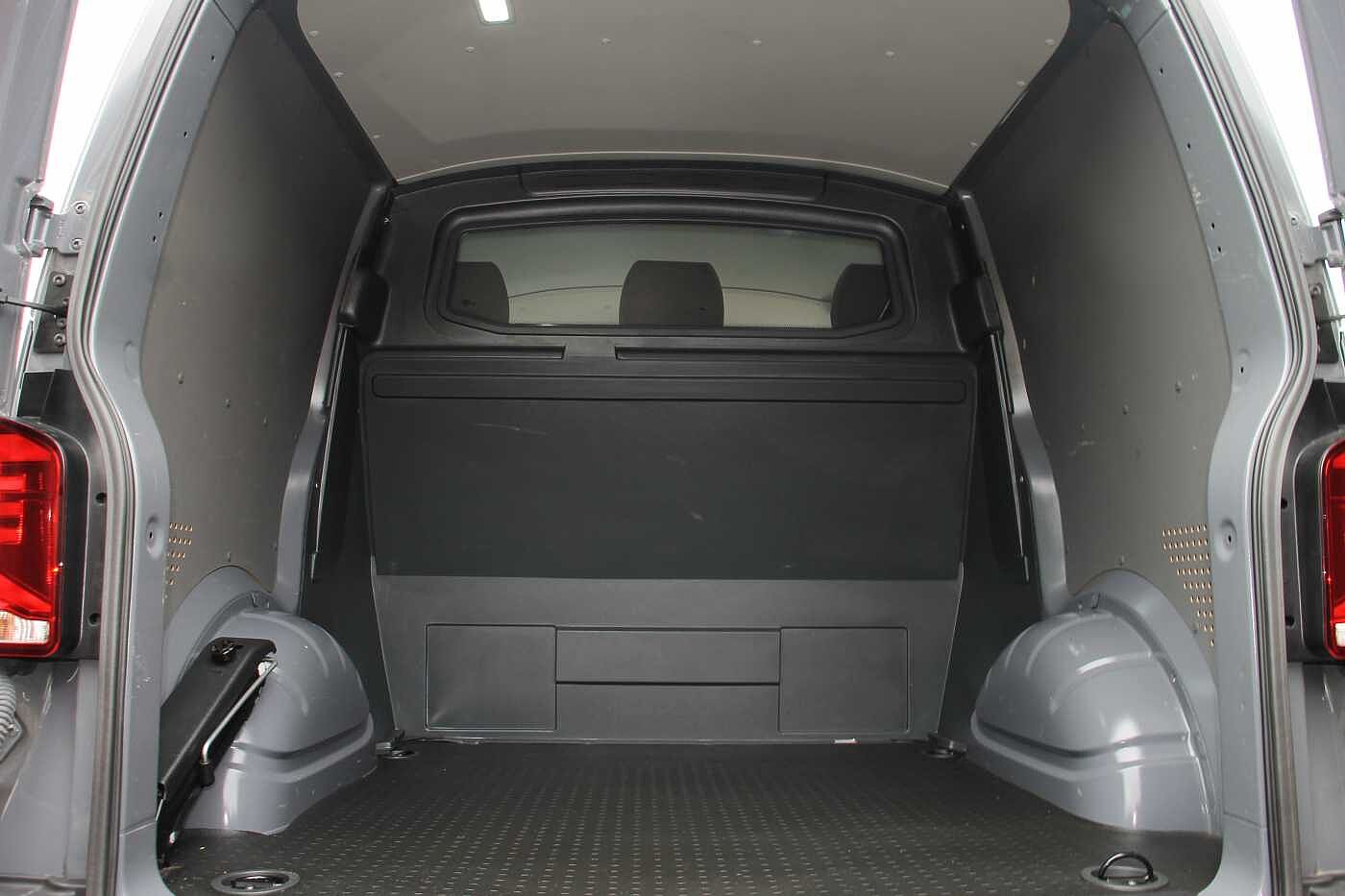 Volkswagen Transporter Kombi 2.0TDI 150 T32 Highline BMT SWB