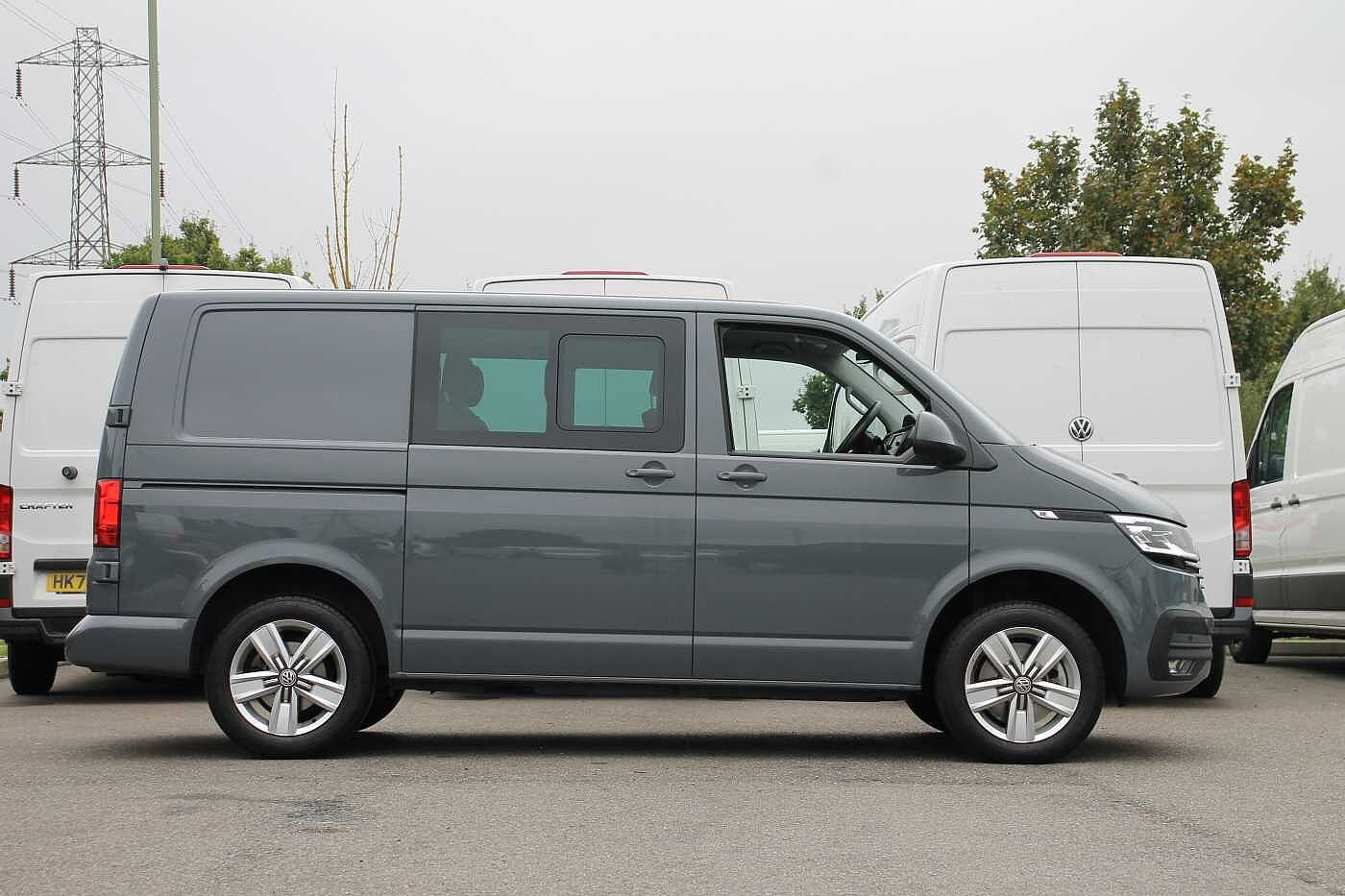 Volkswagen Transporter Kombi 2.0TDI 150 T32 Highline BMT SWB
