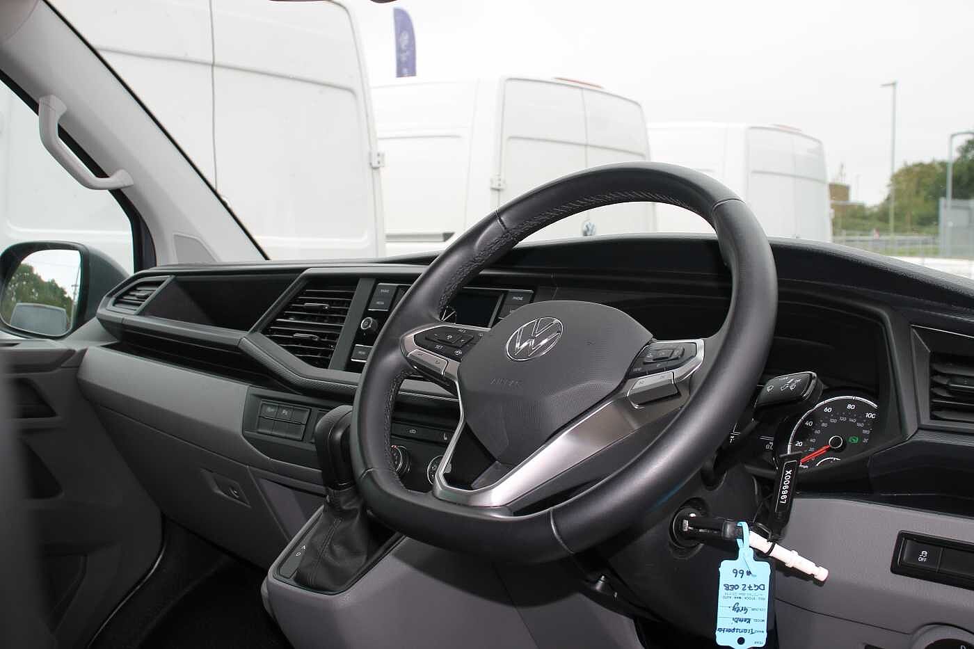 Volkswagen Transporter Kombi 2.0TDI 150 T32 Highline BMT SWB