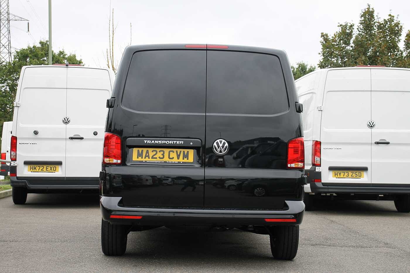 Volkswagen Transporter T28 Panel van Highline SWB 150 PS 2.0 TDI 7sp DSG