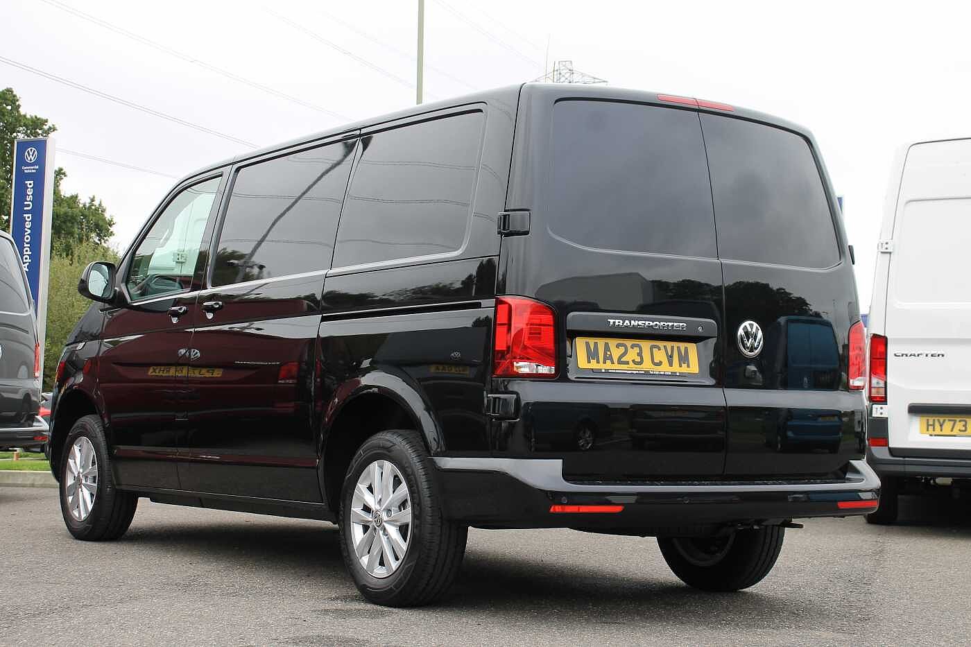 Volkswagen Transporter T28 Panel van Highline SWB 150 PS 2.0 TDI 7sp DSG
