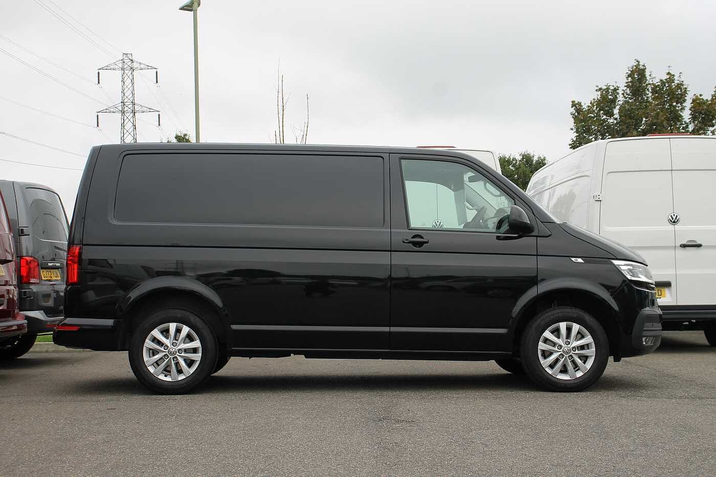 Volkswagen Transporter 2.0TDI 150ps T28 Highline BMT SWB PV D