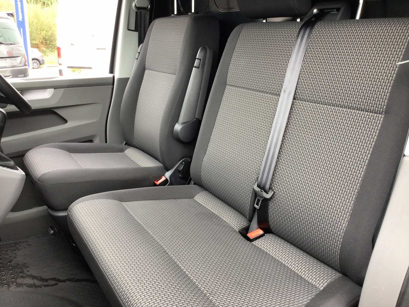Volkswagen Transporter T30 Panel van Highline SWB 150 PS 2.0 TDI 7sp DSG