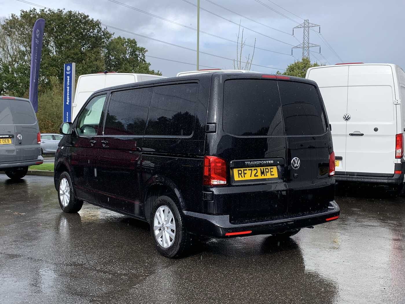 Volkswagen Transporter 2.0TDI (150PS)Eu6 T30 Highline SWB PV DSG