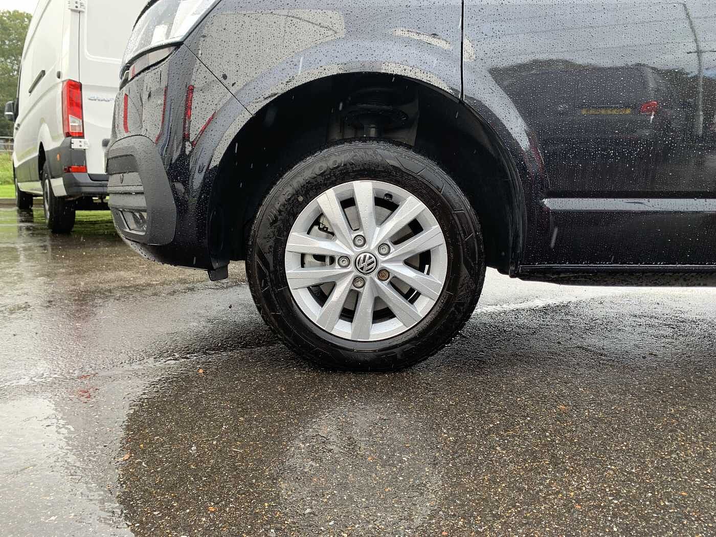 Volkswagen Transporter 2.0TDI (150PS)Eu6 T30 Highline SWB PV DSG
