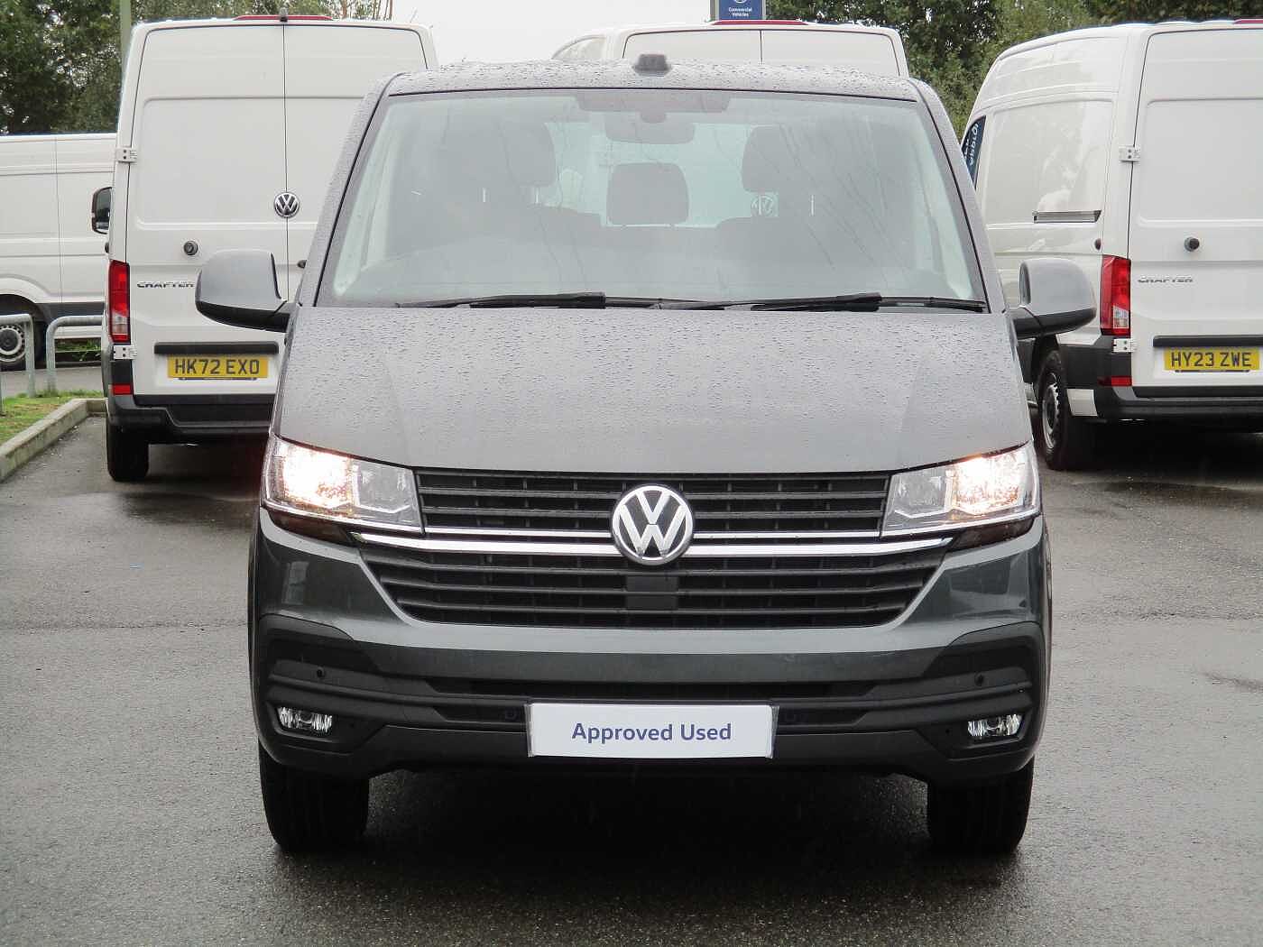Volkswagen Transporter T30 Kombi Highline SWB 150 PS 2.0 TDI 7sp DSG
