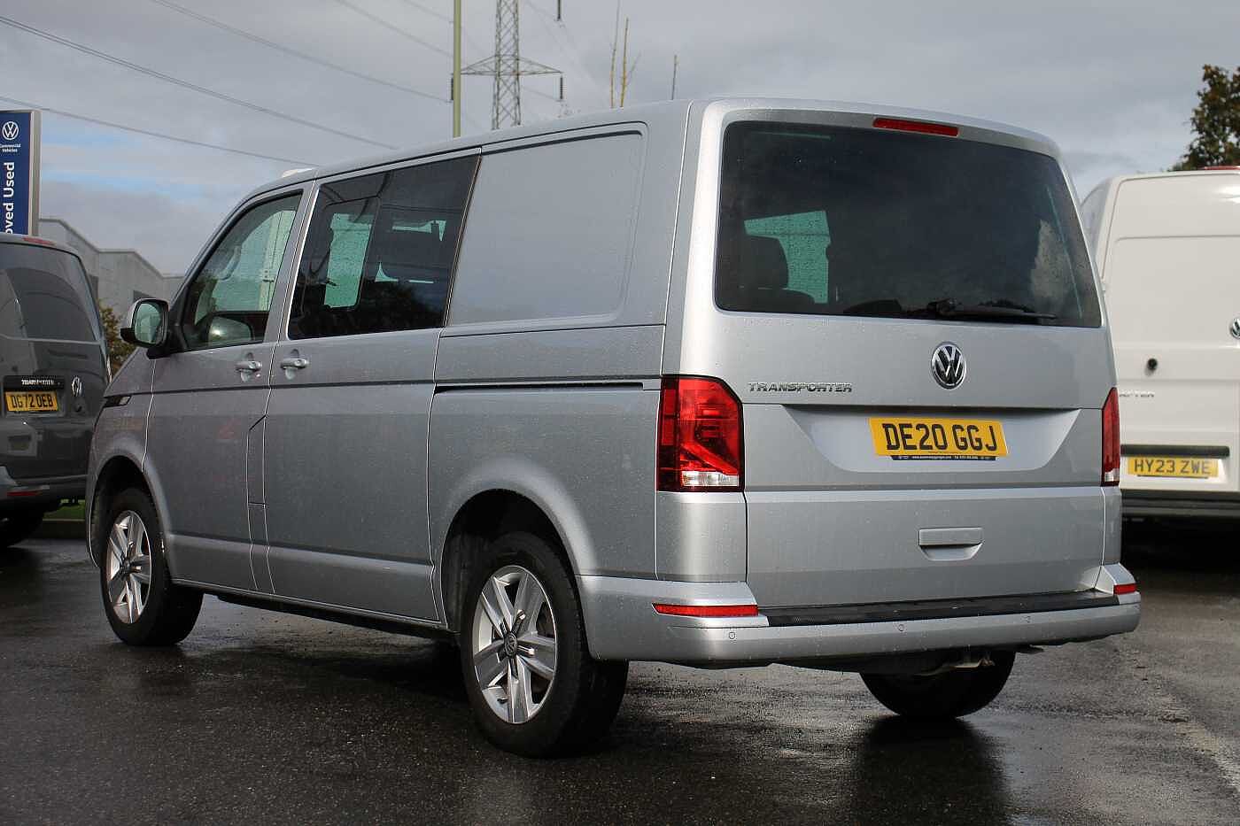Volkswagen Transporter T32 Kombi Highline SWB 150 PS 2.0 TDI 6sp Manua