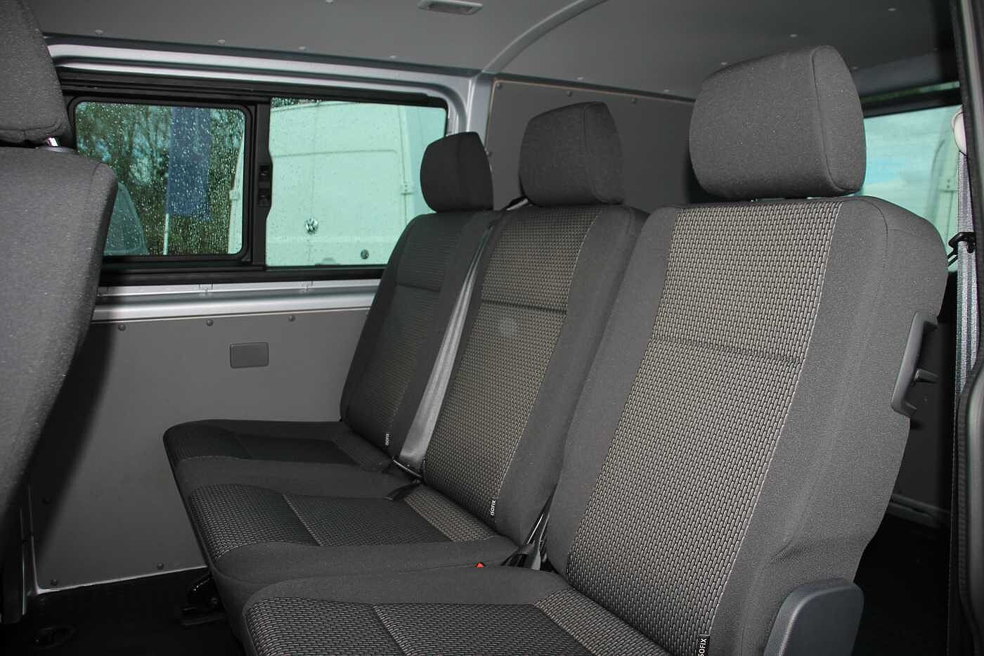 Volkswagen Transporter T32 Kombi Highline SWB 150 PS 2.0 TDI 6sp Manua