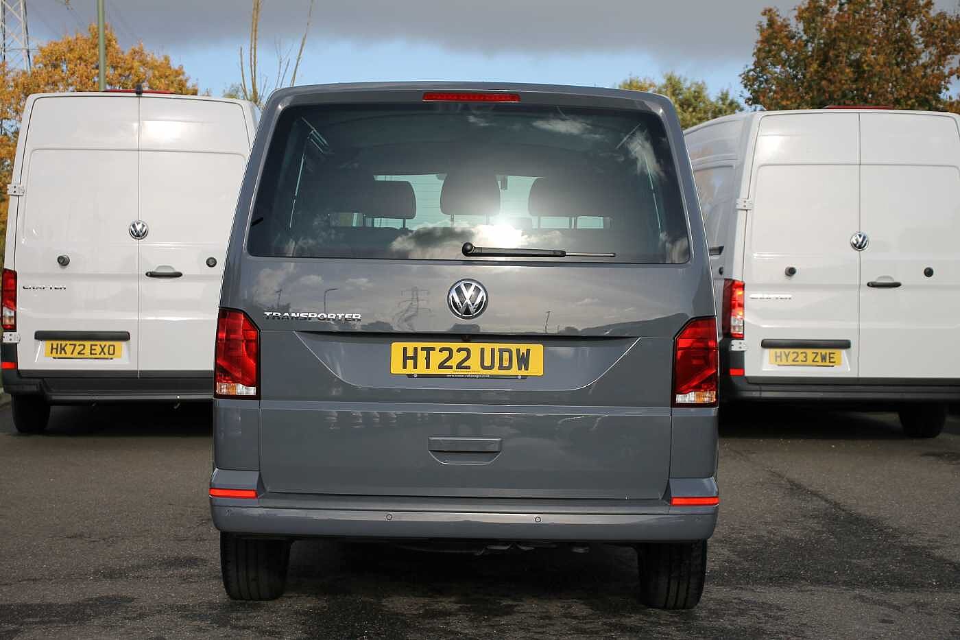 Volkswagen Transporter T30 Kombi Highline SWB 150 PS 2.0 TDI 6sp Manual